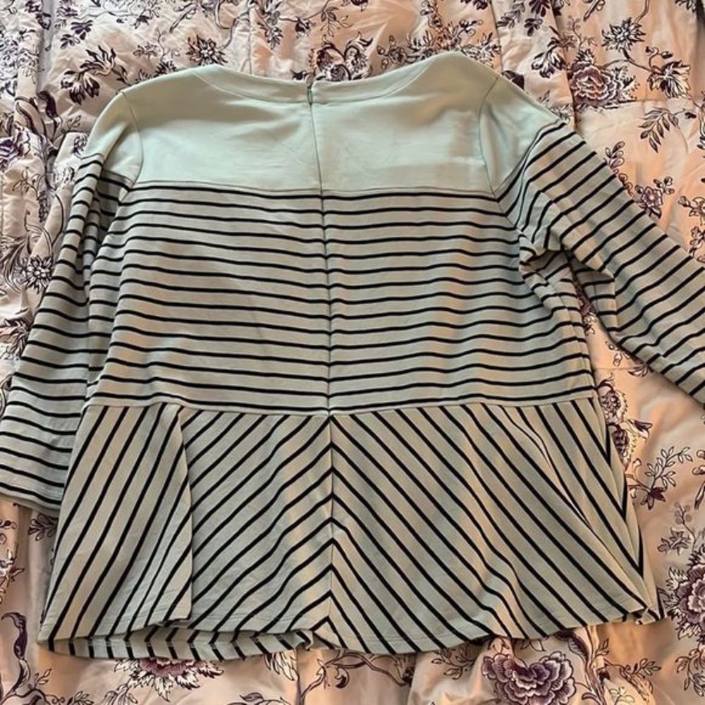 Talbots peplum top - Picture 4 of 4